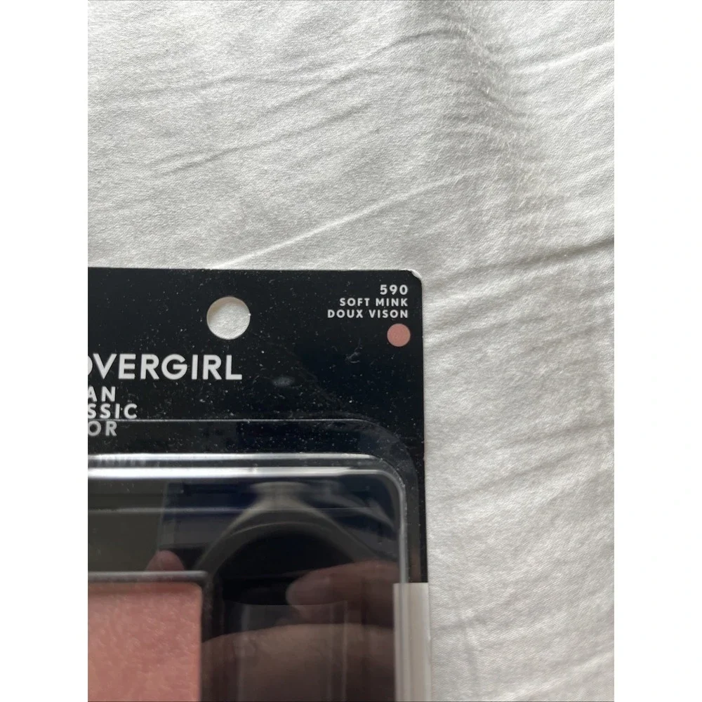 COVERGIRL Clean Classic Color Blush Soft Mink 590 | Long-Lasting Natural Glow